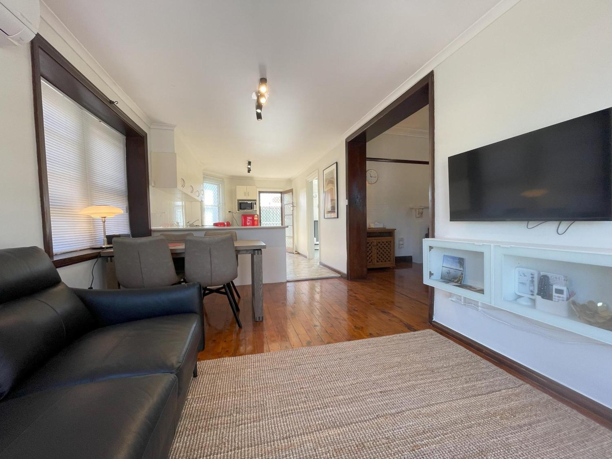 Globe Apartments Wagga Wagga Buitenkant foto