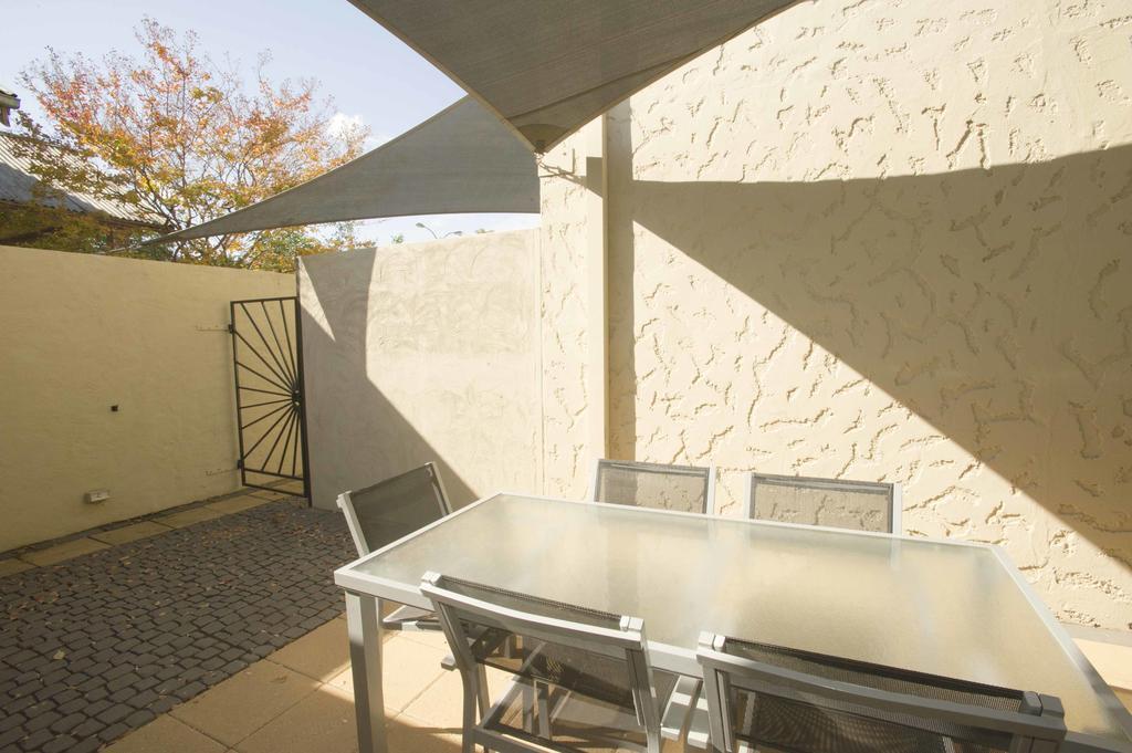 Globe Apartments Wagga Wagga Buitenkant foto