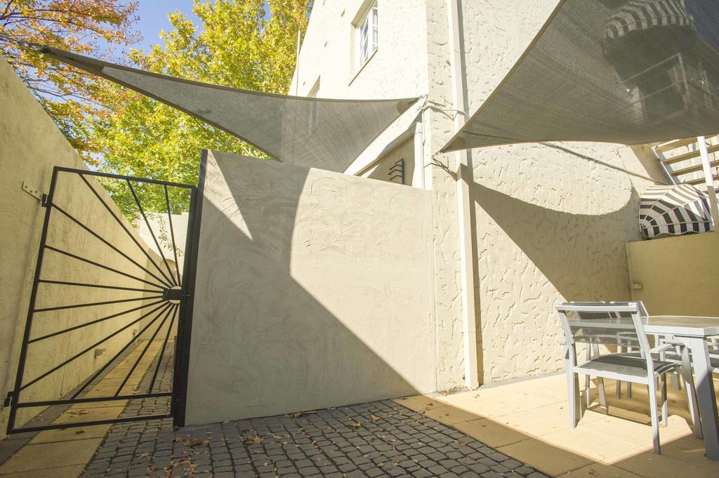 Globe Apartments Wagga Wagga Buitenkant foto