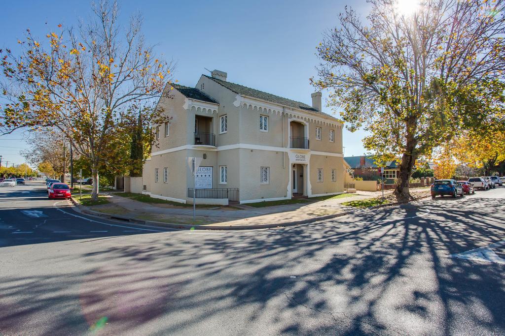 Globe Apartments Wagga Wagga Buitenkant foto