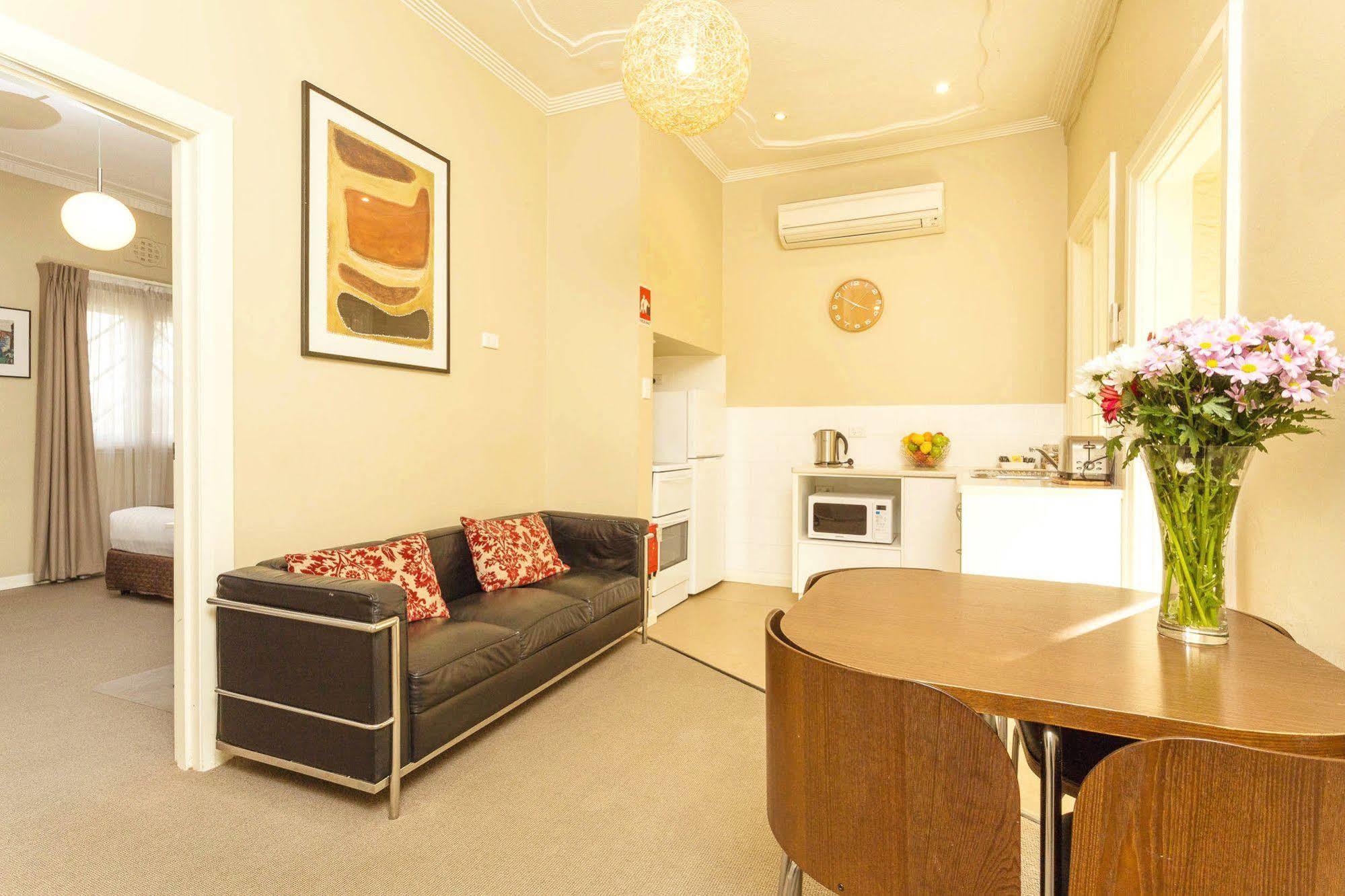 Globe Apartments Wagga Wagga Buitenkant foto